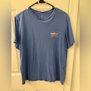 Vineyard Vines patriotic whale logo T-shirt men’s small